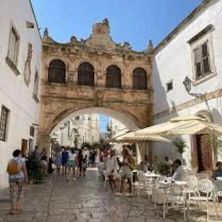 ヴィラ Pilone 1, Ostuni